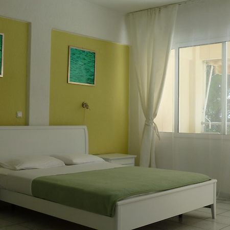 Dryades Hotel Siviri Bagian luar foto