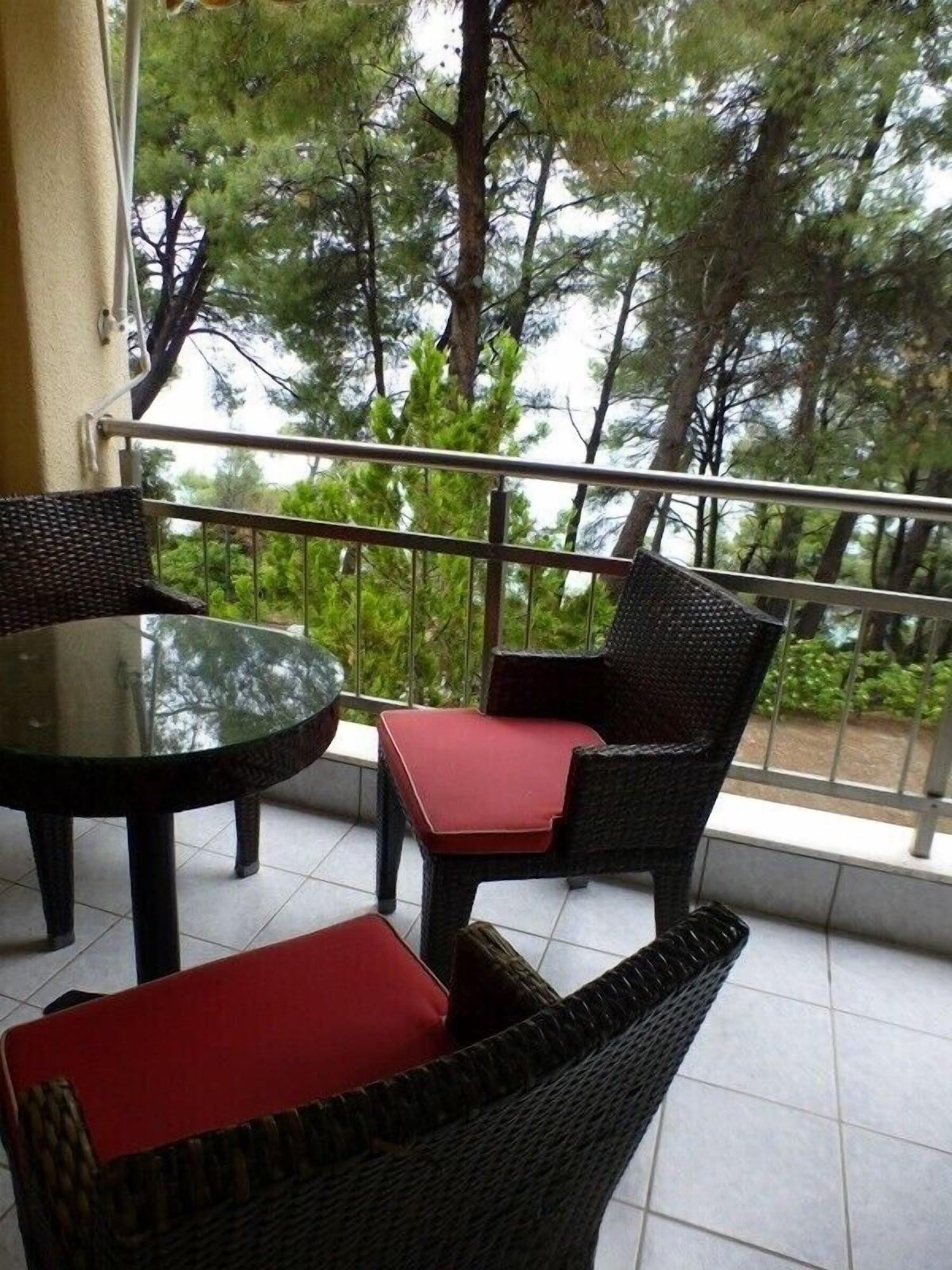 Dryades Hotel Siviri Bagian luar foto
