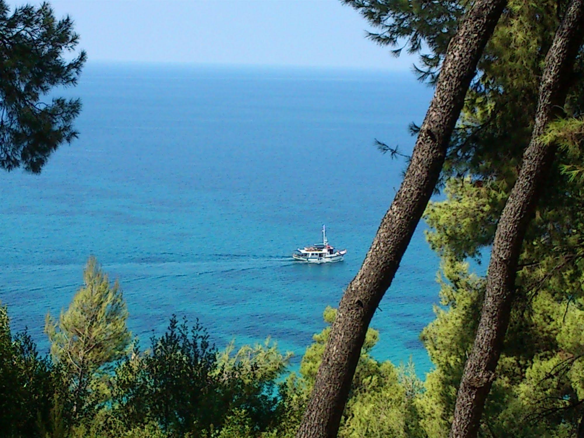 Dryades Hotel Siviri Bagian luar foto