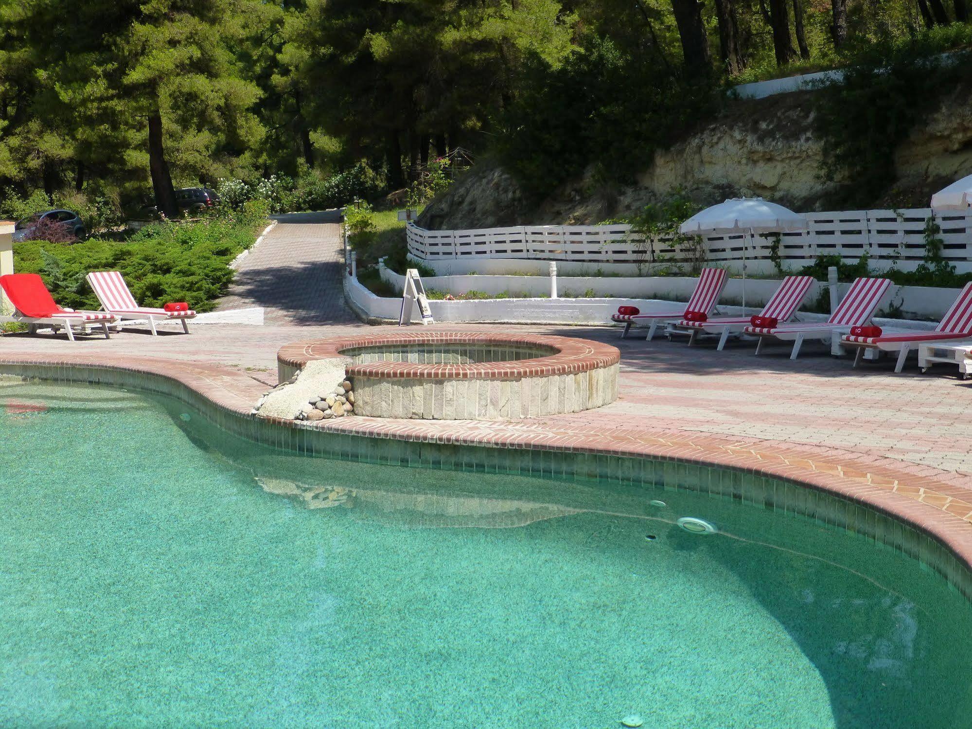 Dryades Hotel Siviri Bagian luar foto
