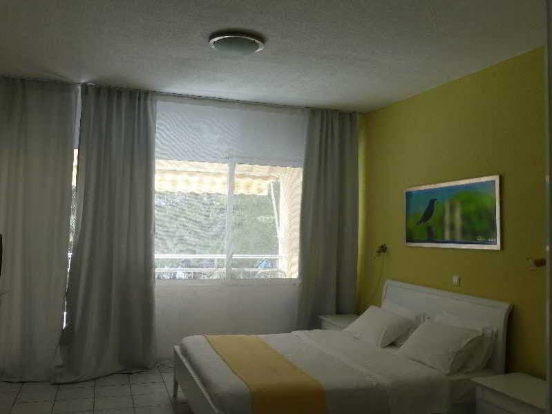 Dryades Hotel Siviri Bagian luar foto