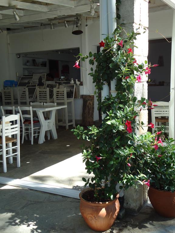Dryades Hotel Siviri Bagian luar foto